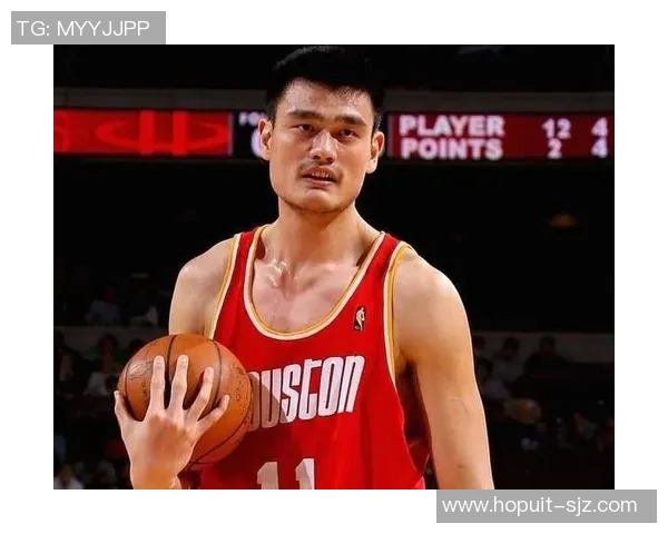 欧文向姚明学习篮球技巧与职业精神的深度交流与合作之旅 欧文向姚明学习篮球技巧与职业精神的深度交流与合作之旅