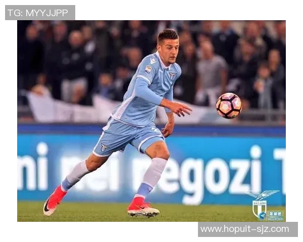 法兰克福队成功签下塞尔维亚中场克鲁尼奇,实力进一步增强 法兰克福队成功签下塞尔维亚中场克鲁尼奇,实力进一步增强